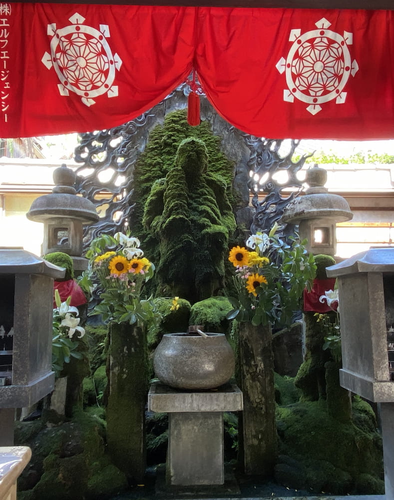 Hozenji Yokocho Alley