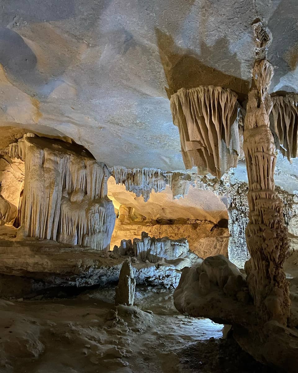 Halong, grotte de Thien Canh Son