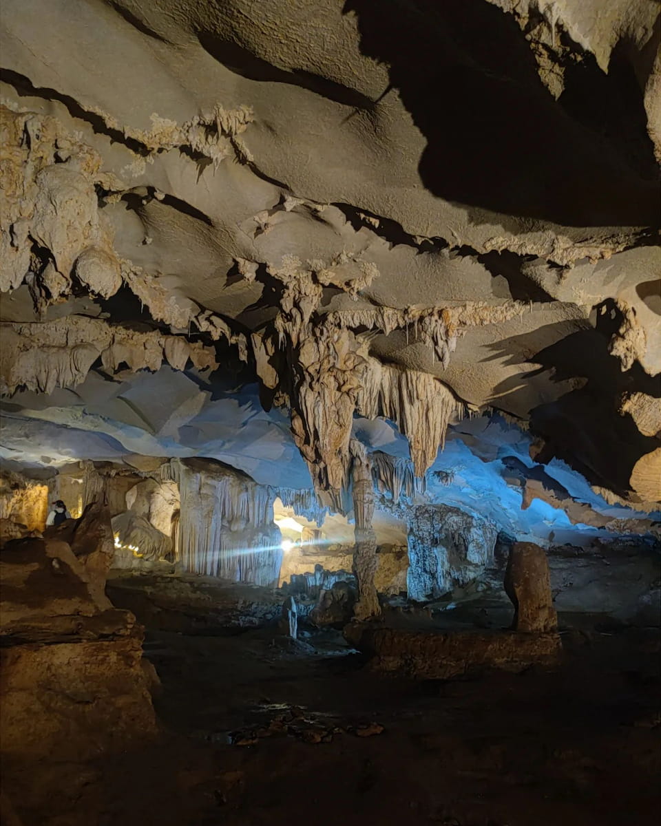 Halong, grotte de Thien Canh Son